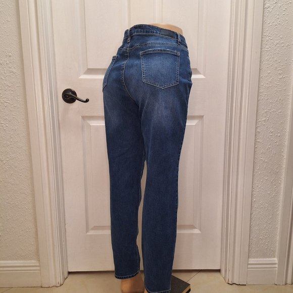 Buffalo (David Bitton) Jeans - Picture 9 of 11
